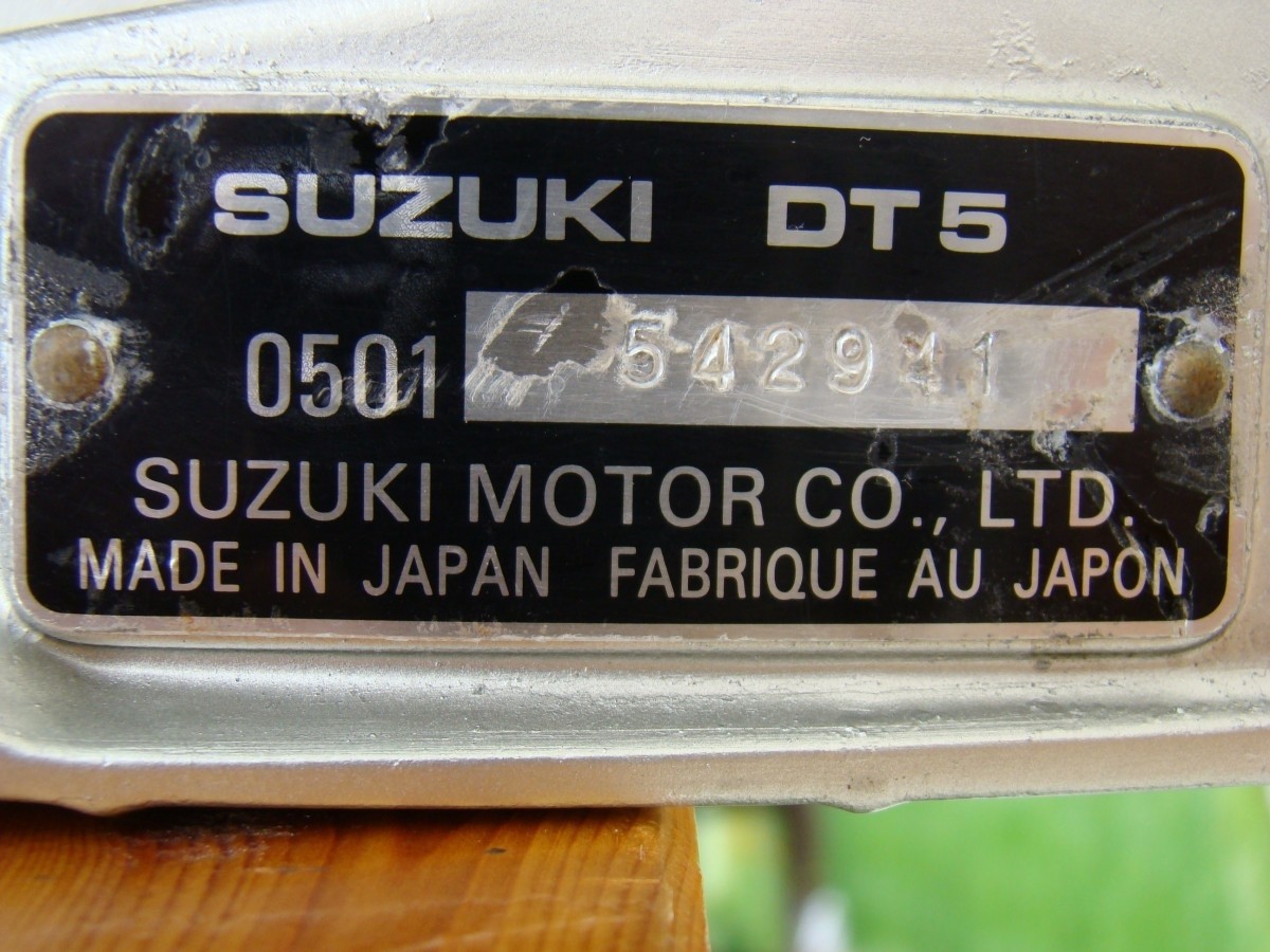 Suzuki csónakmotor