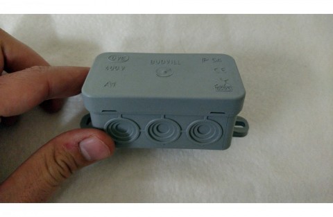 Elektromos szerelő doboz IP54 77x39x39 (#143-2572)
