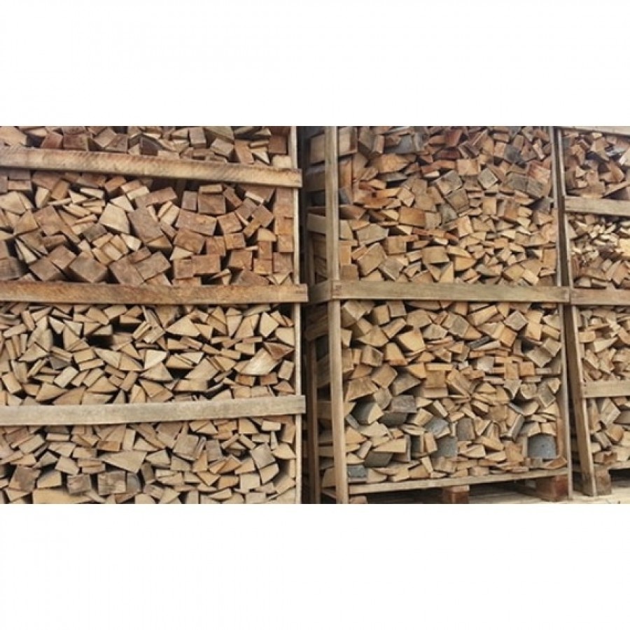 Eladó Fenyő tűzifa, aprítva, darabolva(33cm), raklapon, kalodában 1m x 1m x 1,75m (erdei köbméter