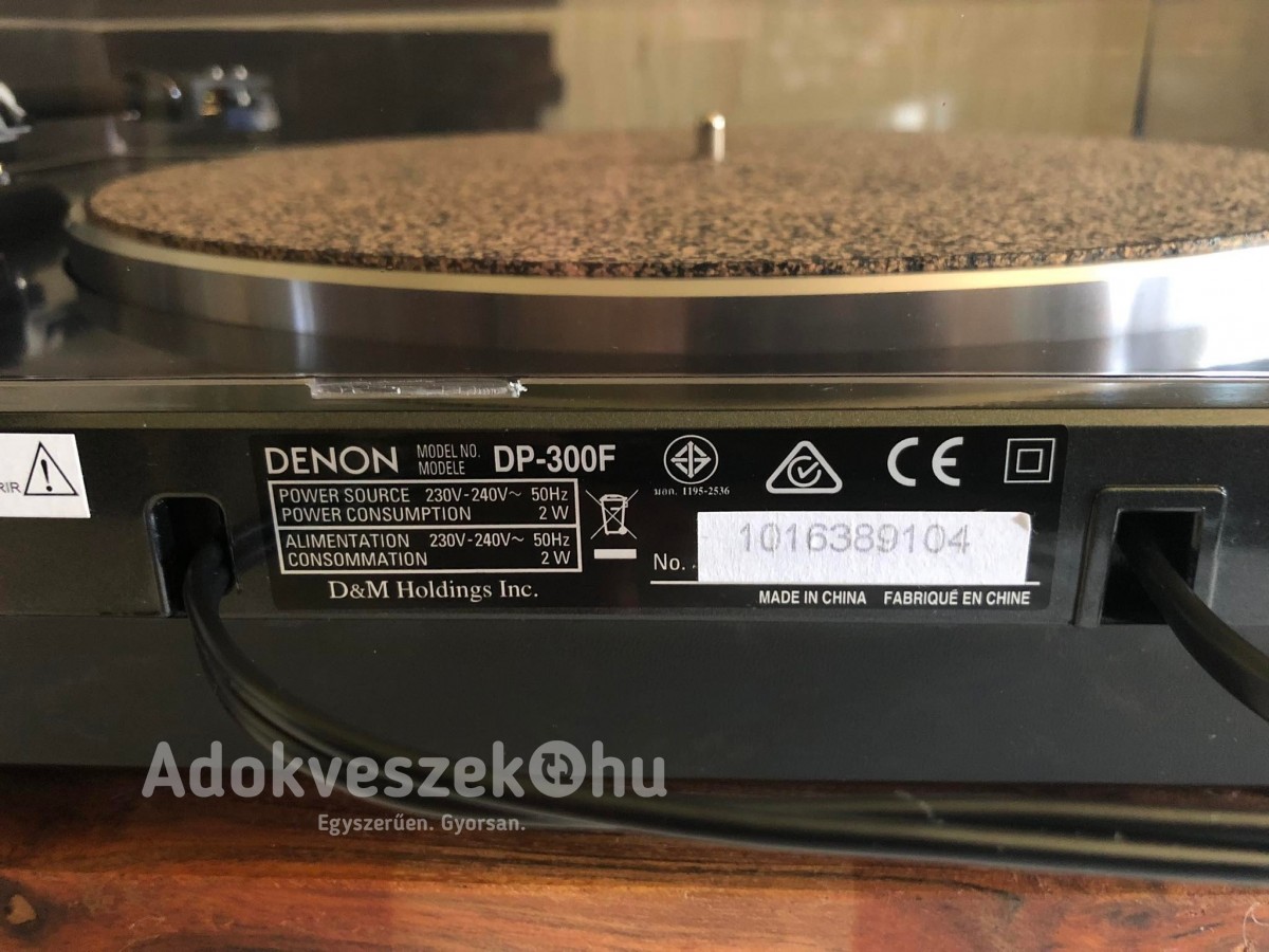 Denon DP-300F + AT VM520EB analóg lemezjátszó