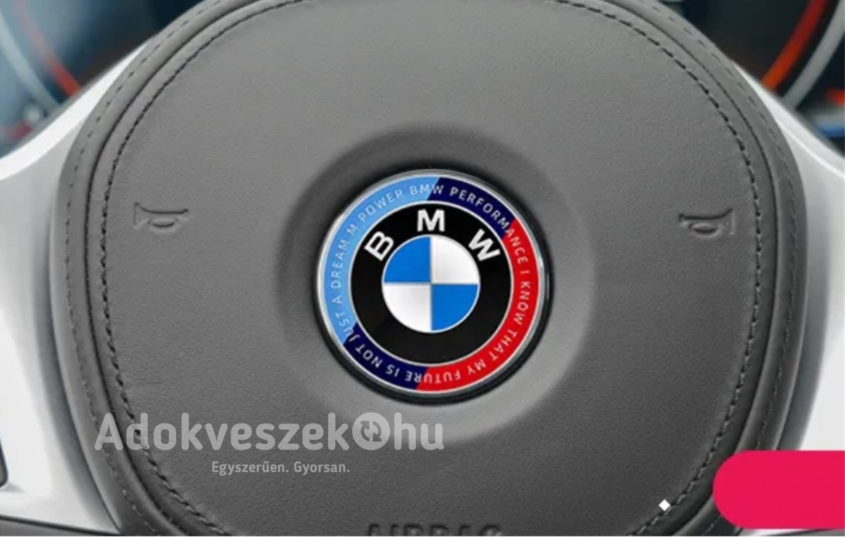 BMW jubíleumi kormányközép embléma