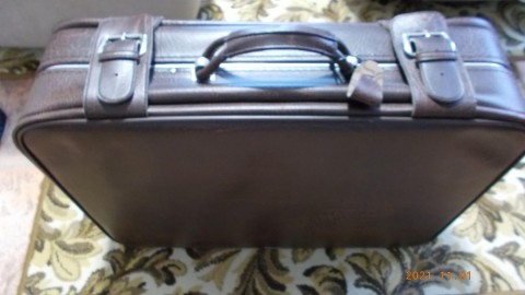 Retro nagy bőrönd régi újszerű