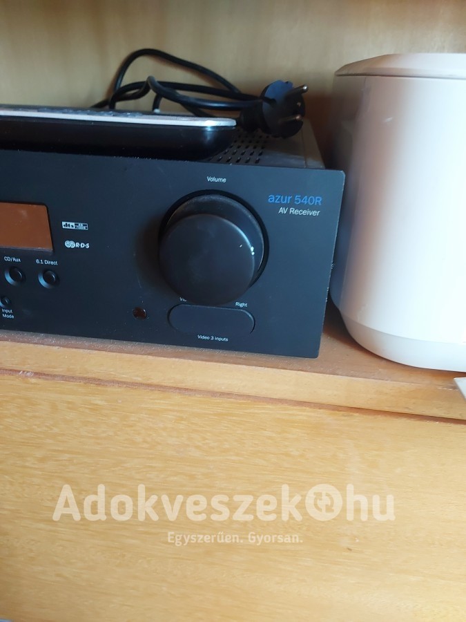 Eladó Cambridge Audio Azur 540R erősítő