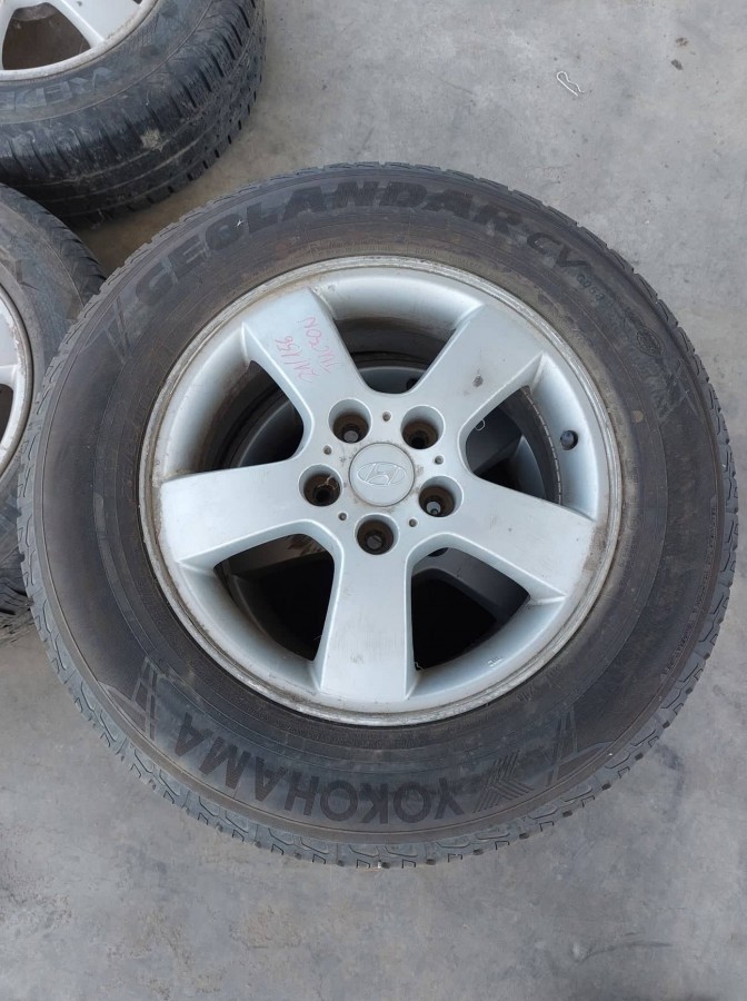 Hyundai Tucson alufelni + gumi 16" egyben vagy külön