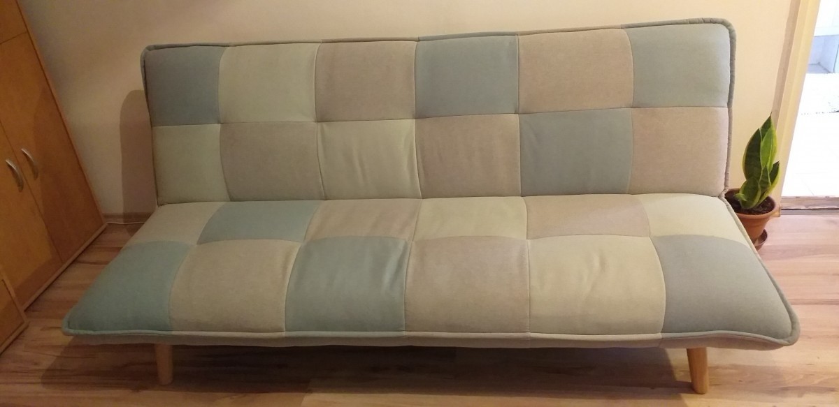 Ággyá alakítható kanapé