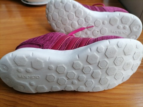 Adidas lányka cipő