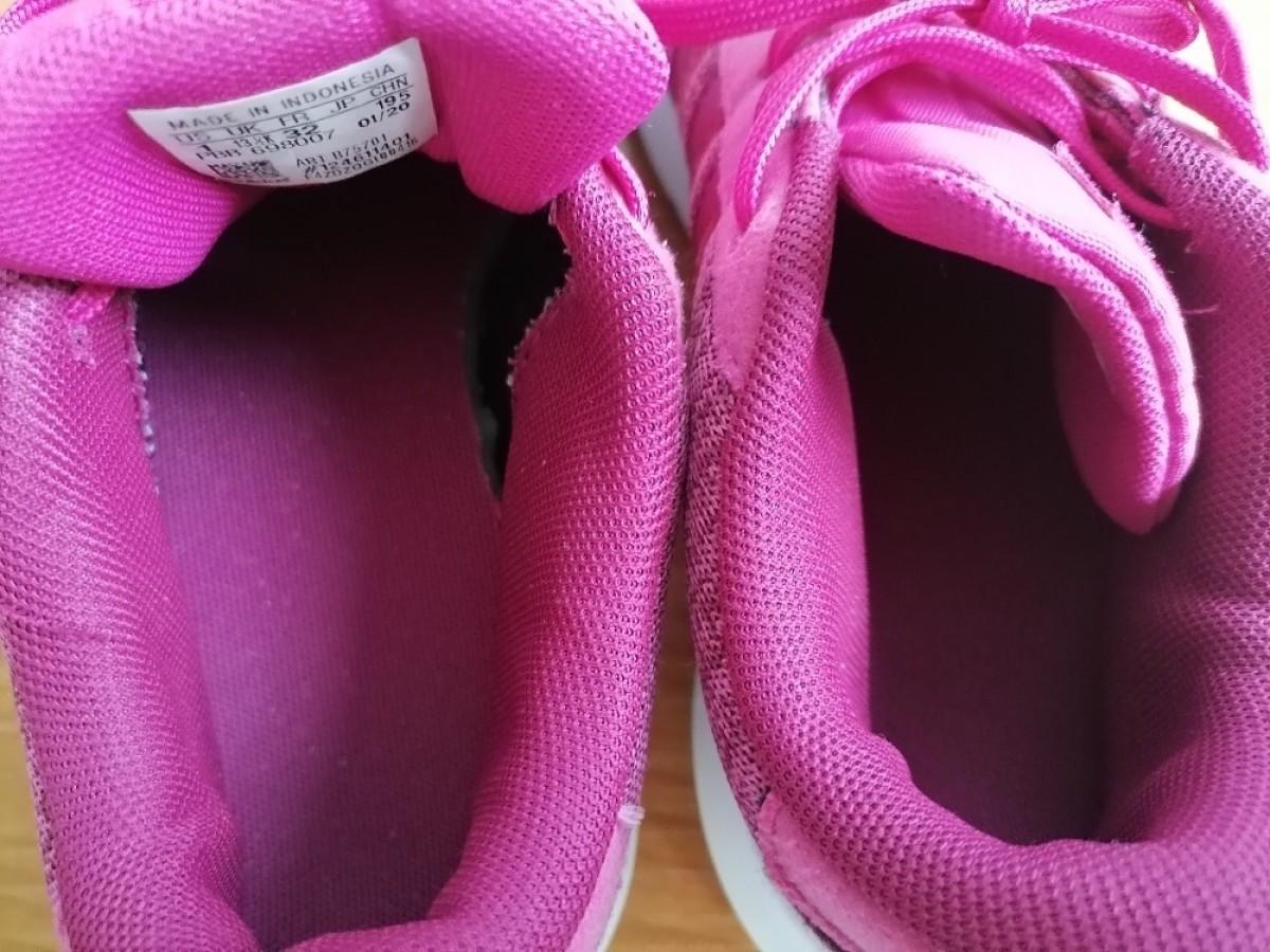 Adidas lányka cipő