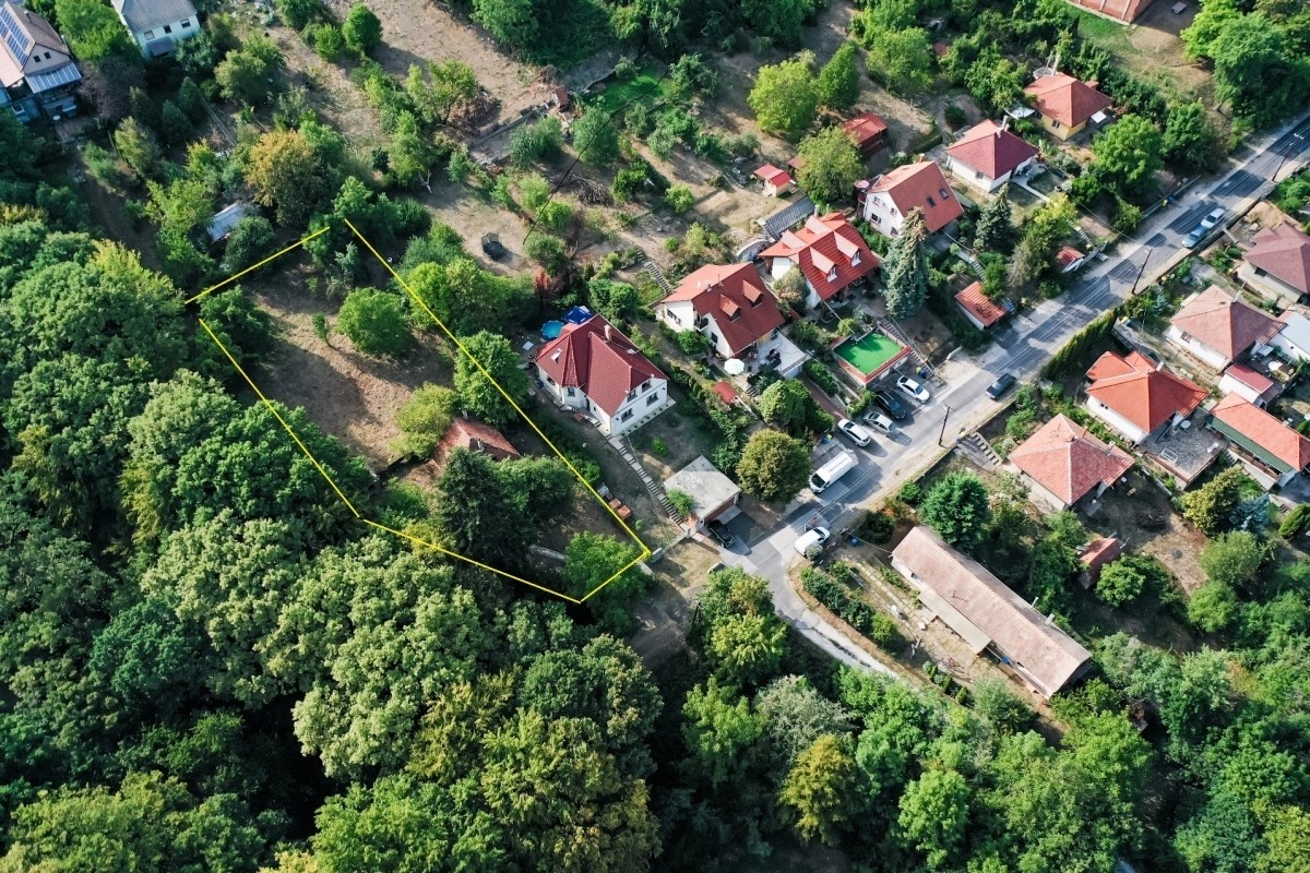 Miskolc, Pereces, Kis-Erenyő legjobb részén – 1.115m2 lakóövezeti telek eladó