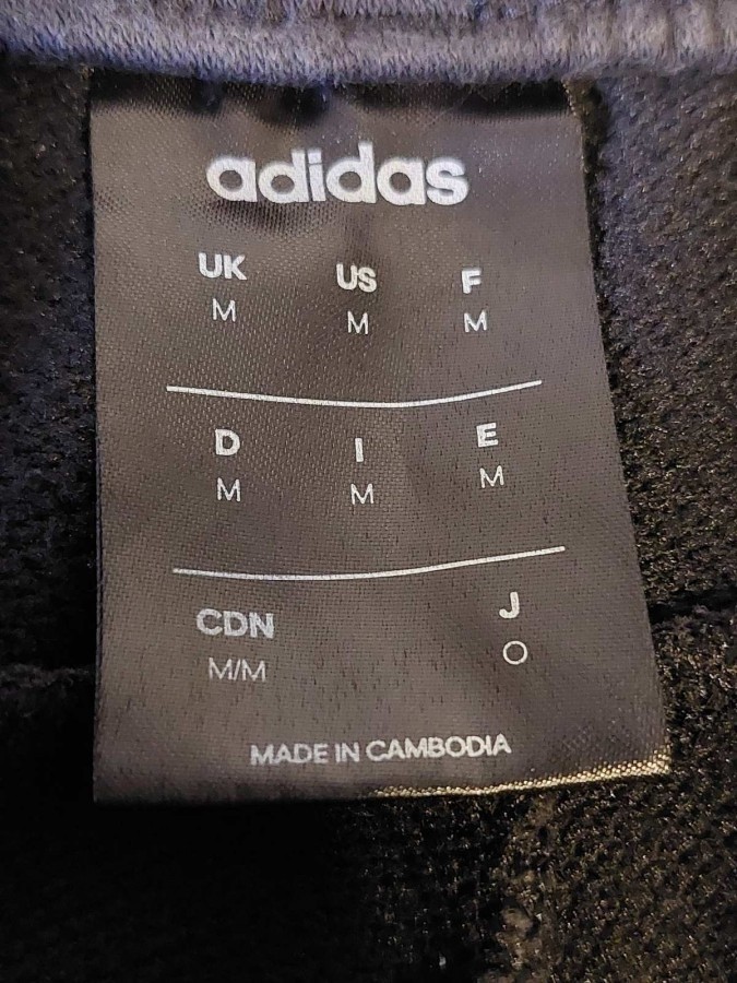 Eladó Adidas melegítő szett