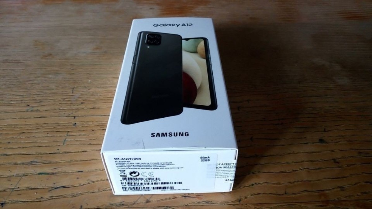 Samsung Galaxy A12 3/32 GB Dual SIM, Fekete, kártyafüggetlen okostelefon (SM-A127), ÚJ / BONTATLAN!!!