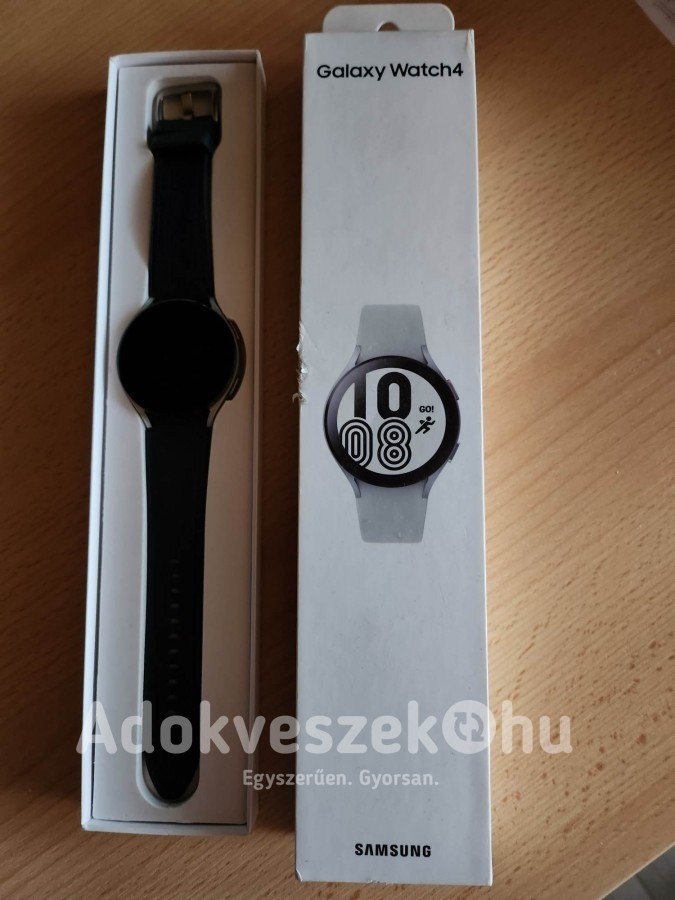Samsung Watch4 férfi okosóra 