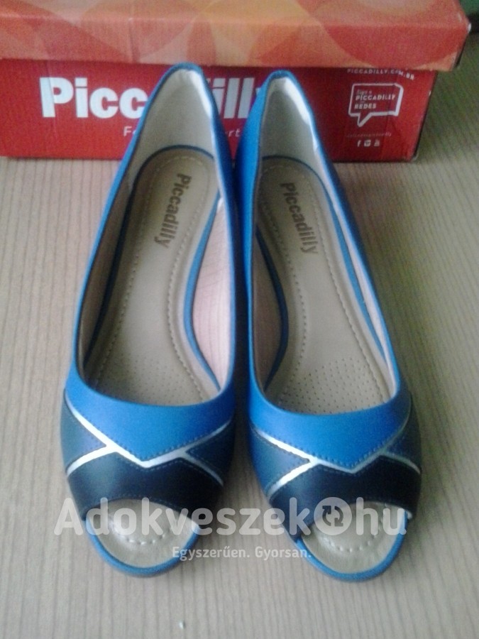 Kék női cipő