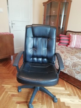Gurulós szék 