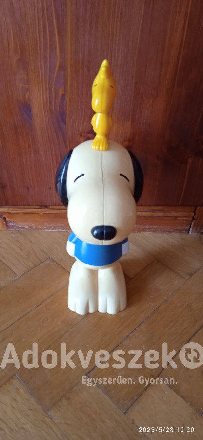 Snoopy retro játék figura