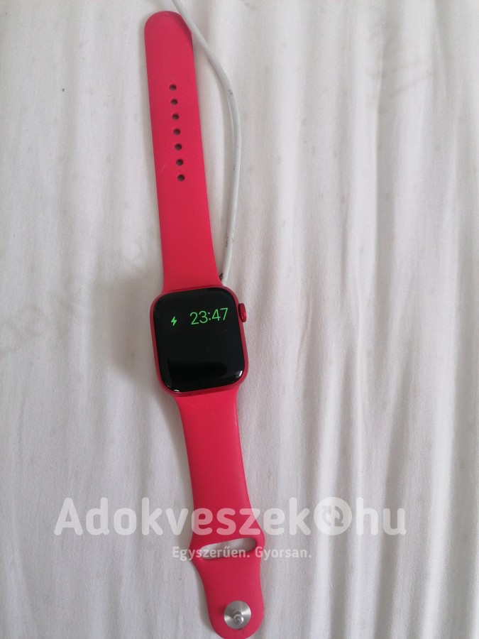Apple Watch series 8 Red Alumínium case Red Sport Band 41mm