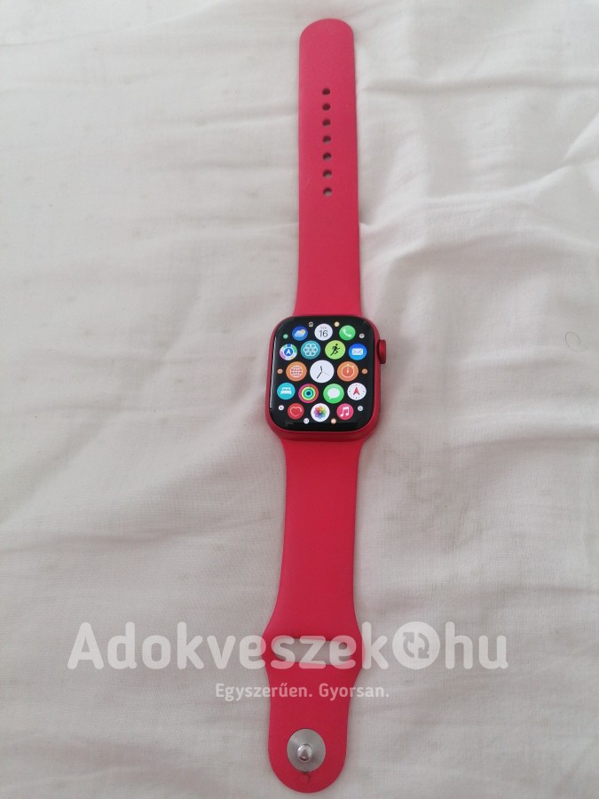 Apple Watch series 8 Red Alumínium case Red Sport Band 41mm
