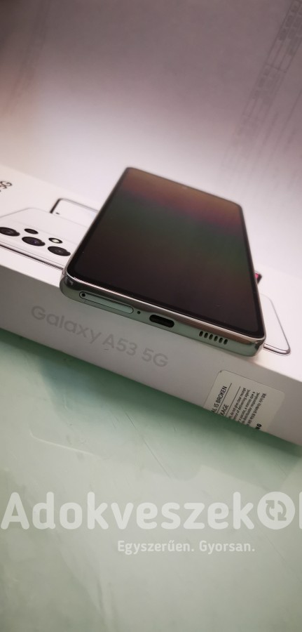 Samsung Galaxy A53 5G 6/128GB Dual (SM-A536B/DS), Király fehér, garanciás + extrák