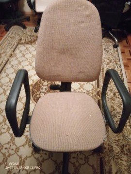 irodai forgó szék