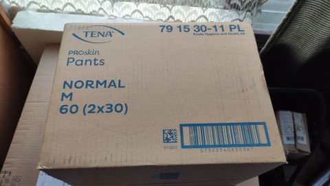 Tena Proskin Pants Normal M méretű felnőtt pelenka