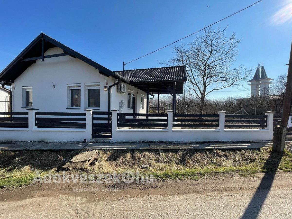 Póroszlón a Tisza -tó közelében Új  építésű ingatlan  eladó.