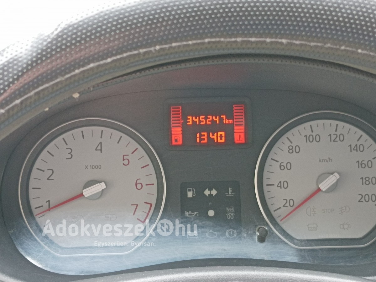 Hétszemélyes klímás Dacia Logan eladó