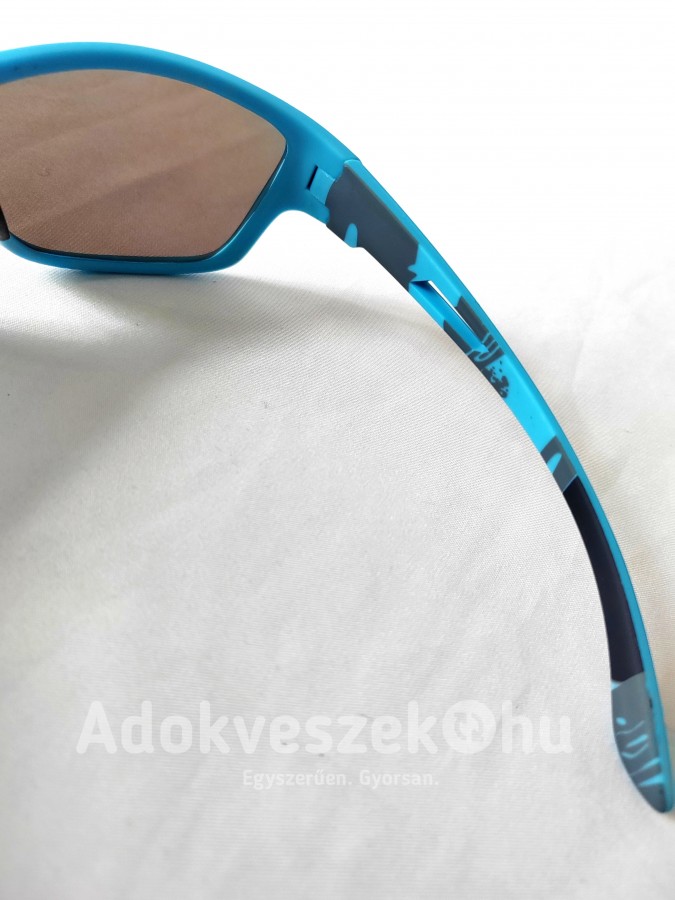 Napszemüveg UV400, polarizált