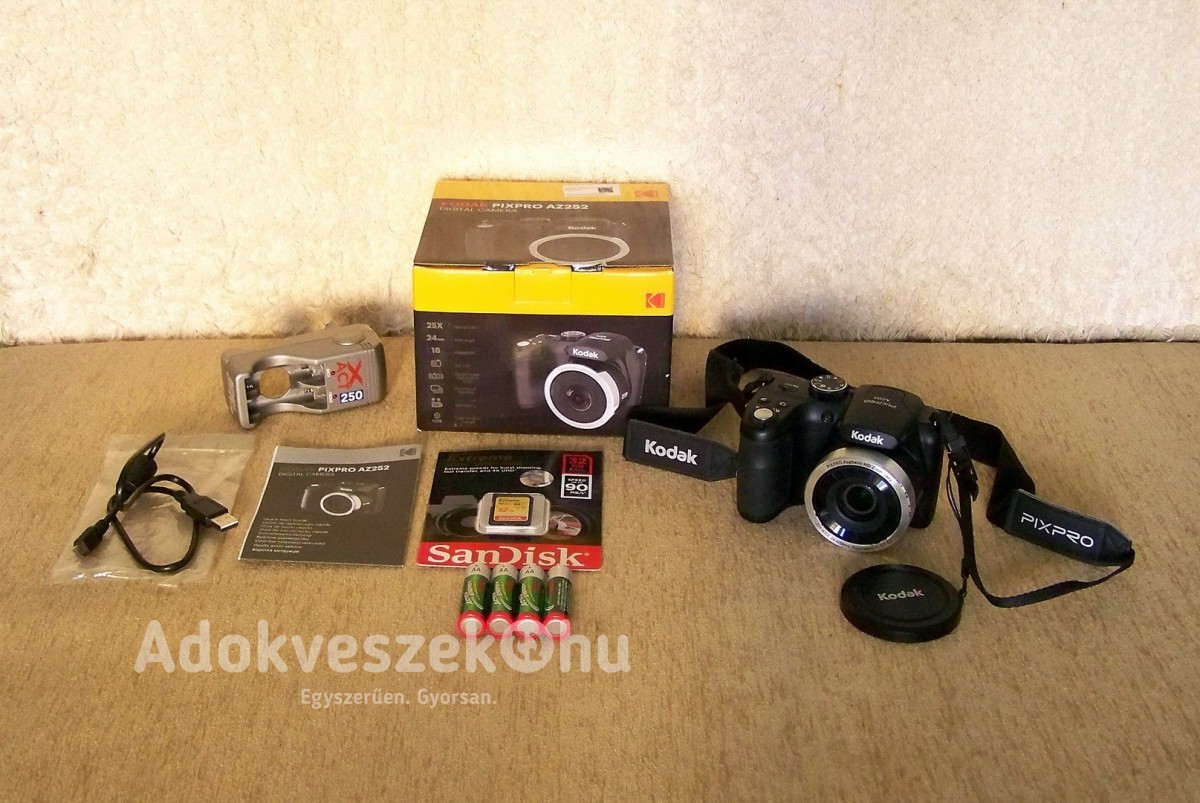 Kodak Pixpro AZ252 digitális fényképezőgép 4db. ceruza akkuval és SD kártyával