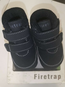 Firetrap baba cipő 