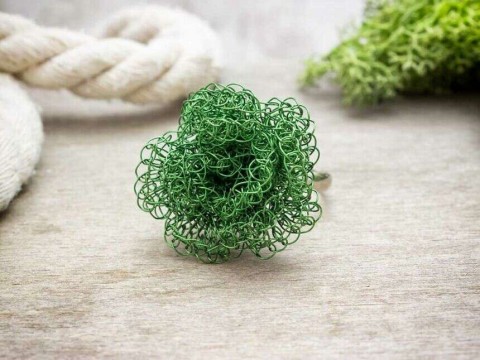 Zöld virág horgolt drót gyűrű