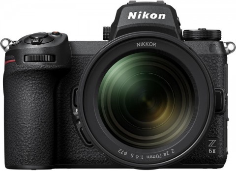 Nikon Z6 II + 24-200mm f/4-6.3 VR (VOA060K004)